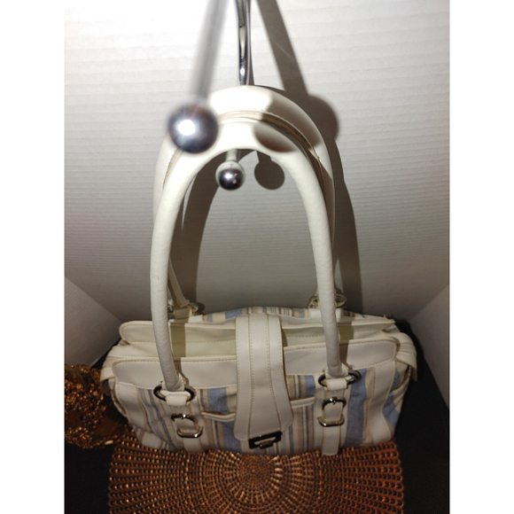 Etienne Collection Privee Shoulder Bag - Picture 5 of 11